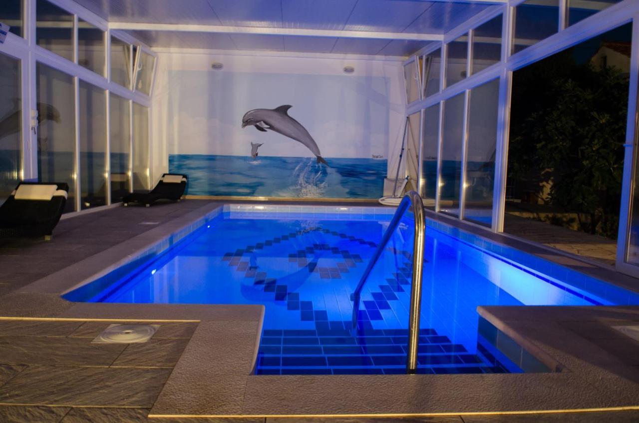 Apartment & Rooms Villa Katarina スラノ エクステリア 写真
