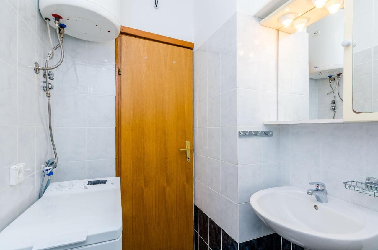 Apartment & Rooms Villa Katarina スラノ エクステリア 写真